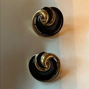 Trifari signed vintage clip earrings